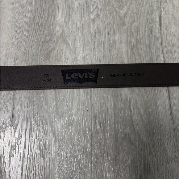 Levi's Brown Genuine Leather Belt Men’s Size Medium 34-36 Brand New With Tags - Picture 6 of 6